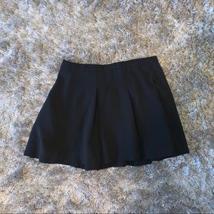 Pleated skirt